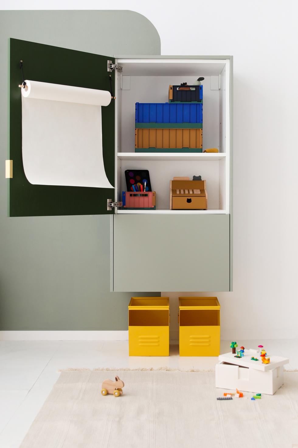 Zweifarbiger Kleiderschrank für Kinder