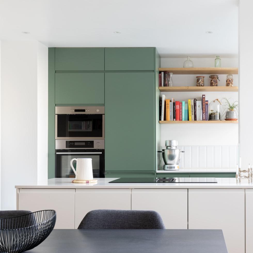 Küche in Grün 03 - Vert de gris
