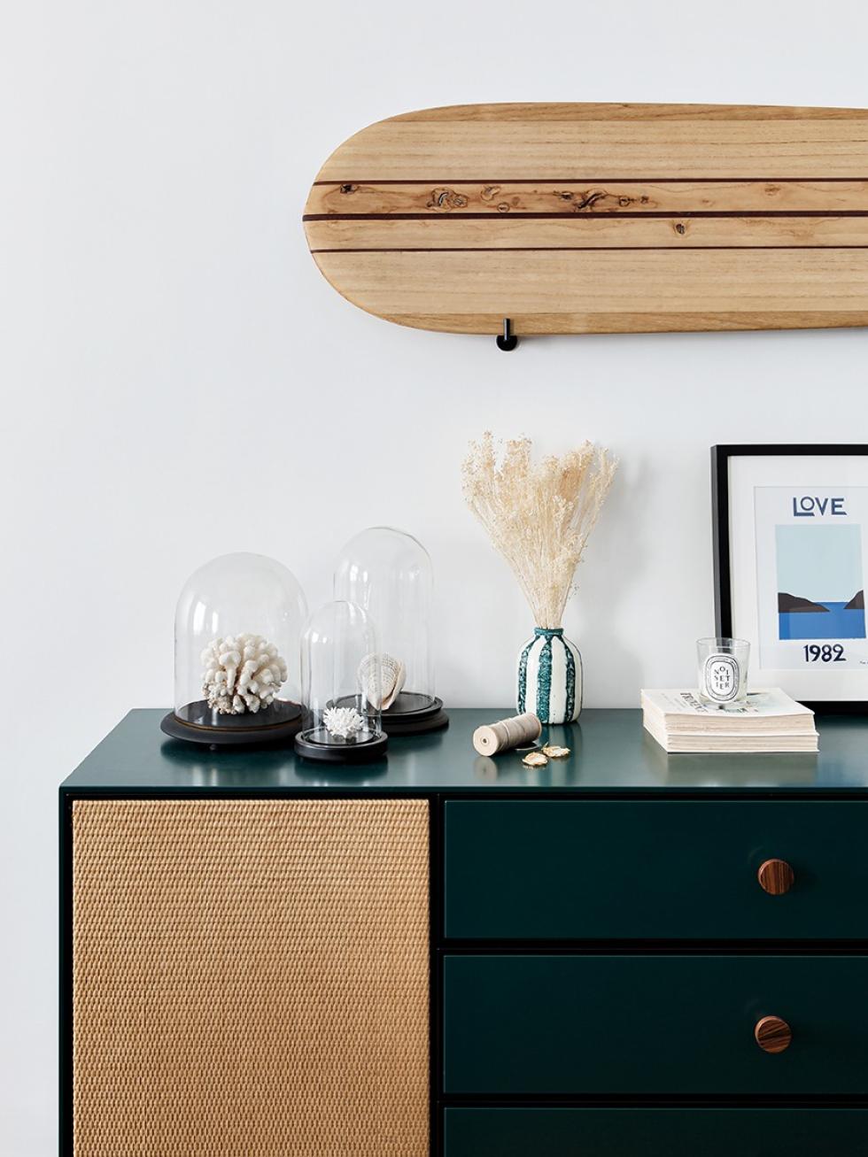 Grünes Sideboard