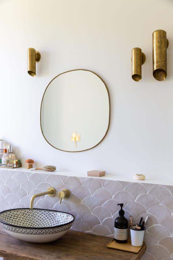 Badezimmer mit gewachstem Beton
