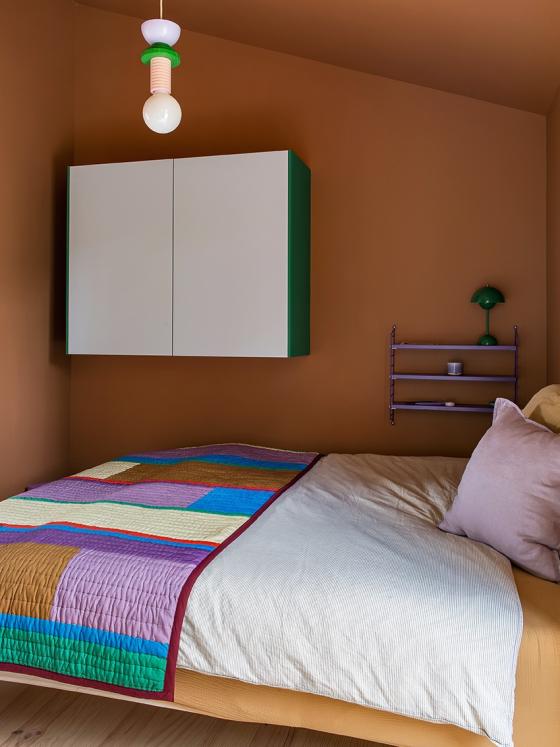 Noas Terrakotta-Schlafzimmer