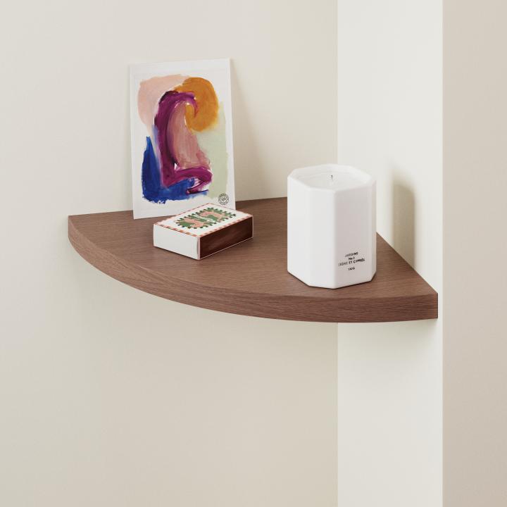 Corner curved floating shelf