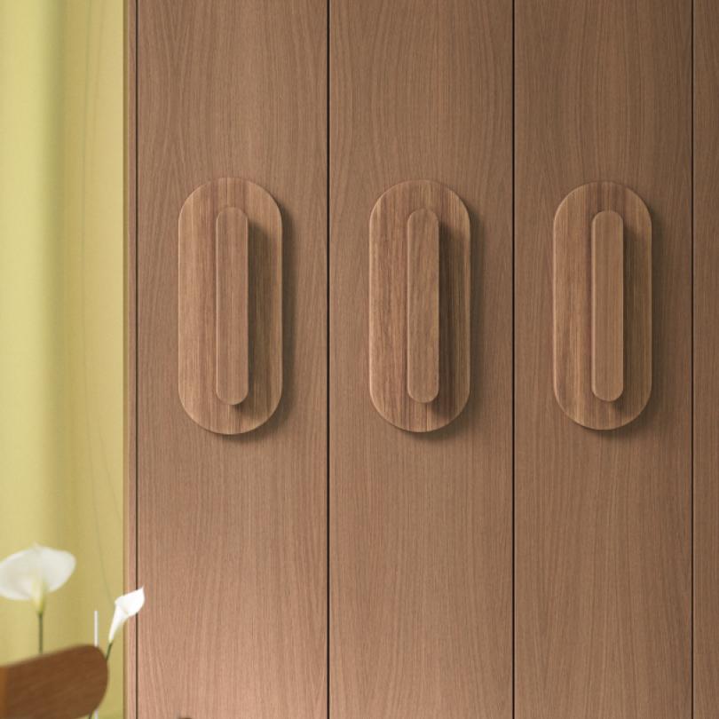 Pilule L by Pauline Borgia