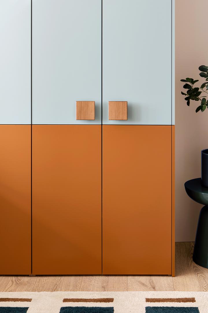 Porte 25x153cm - charnières à droite